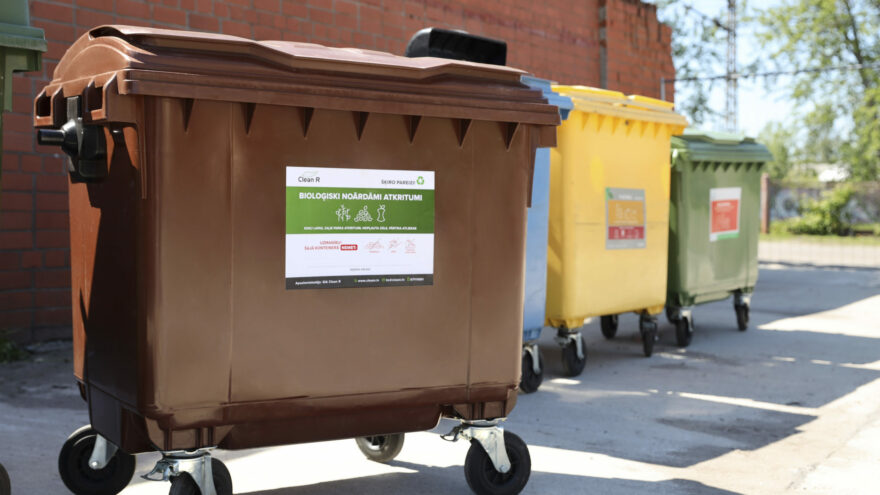 Brūns CleanR bioloģisko atkritumu konteiners