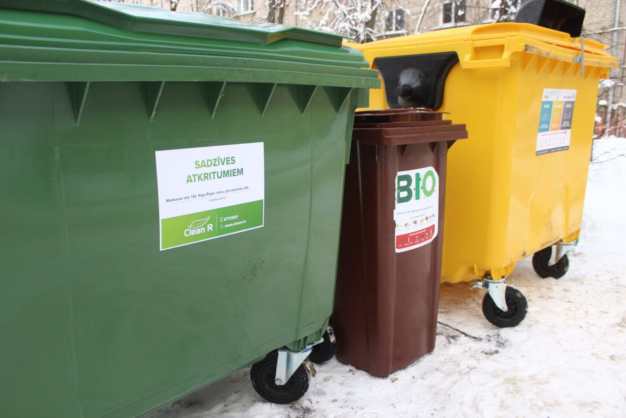 Sadzīves, BIO un plastmasas atkritumu konteineri