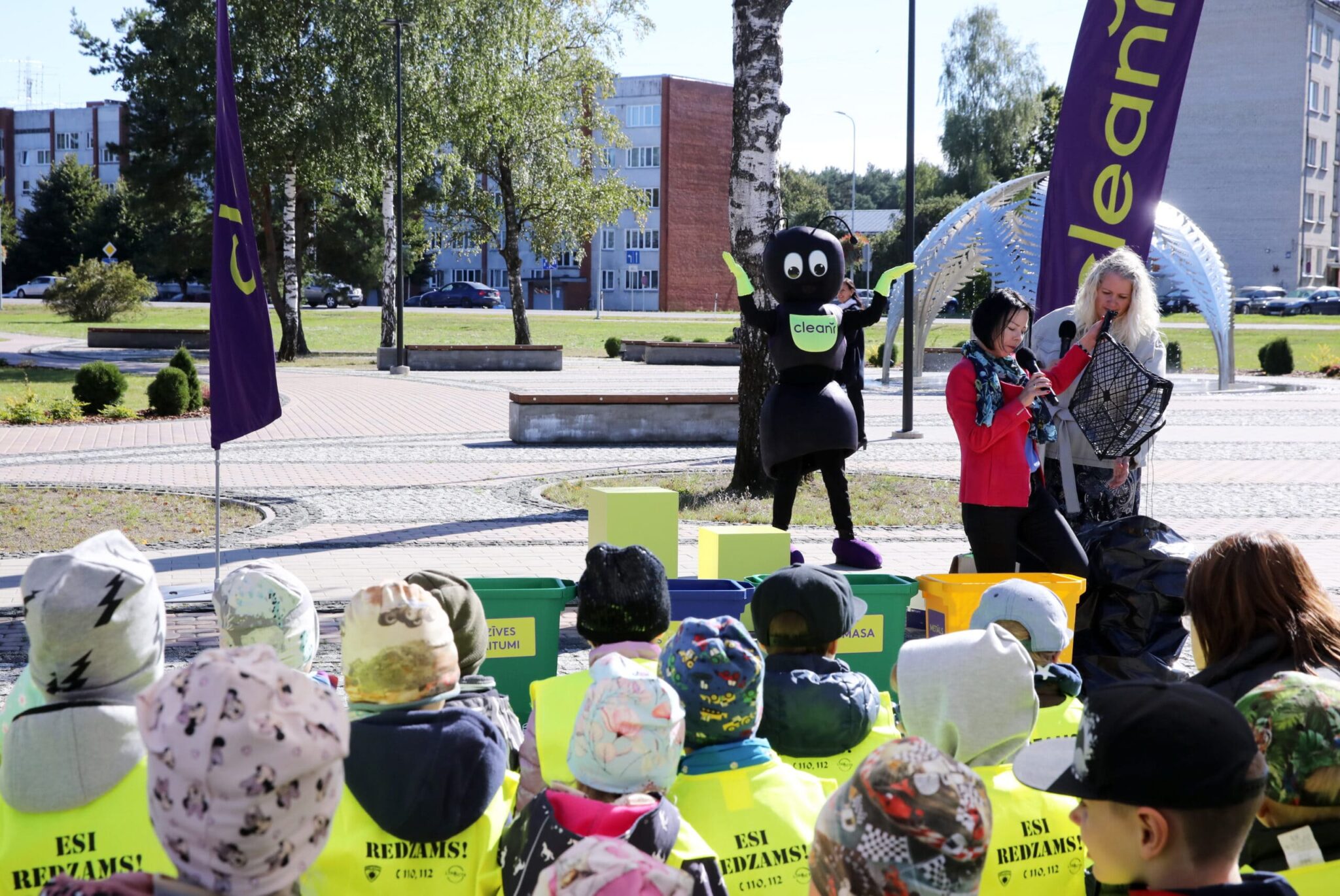 Atkritumu šķirošanas meistarklase bērniem